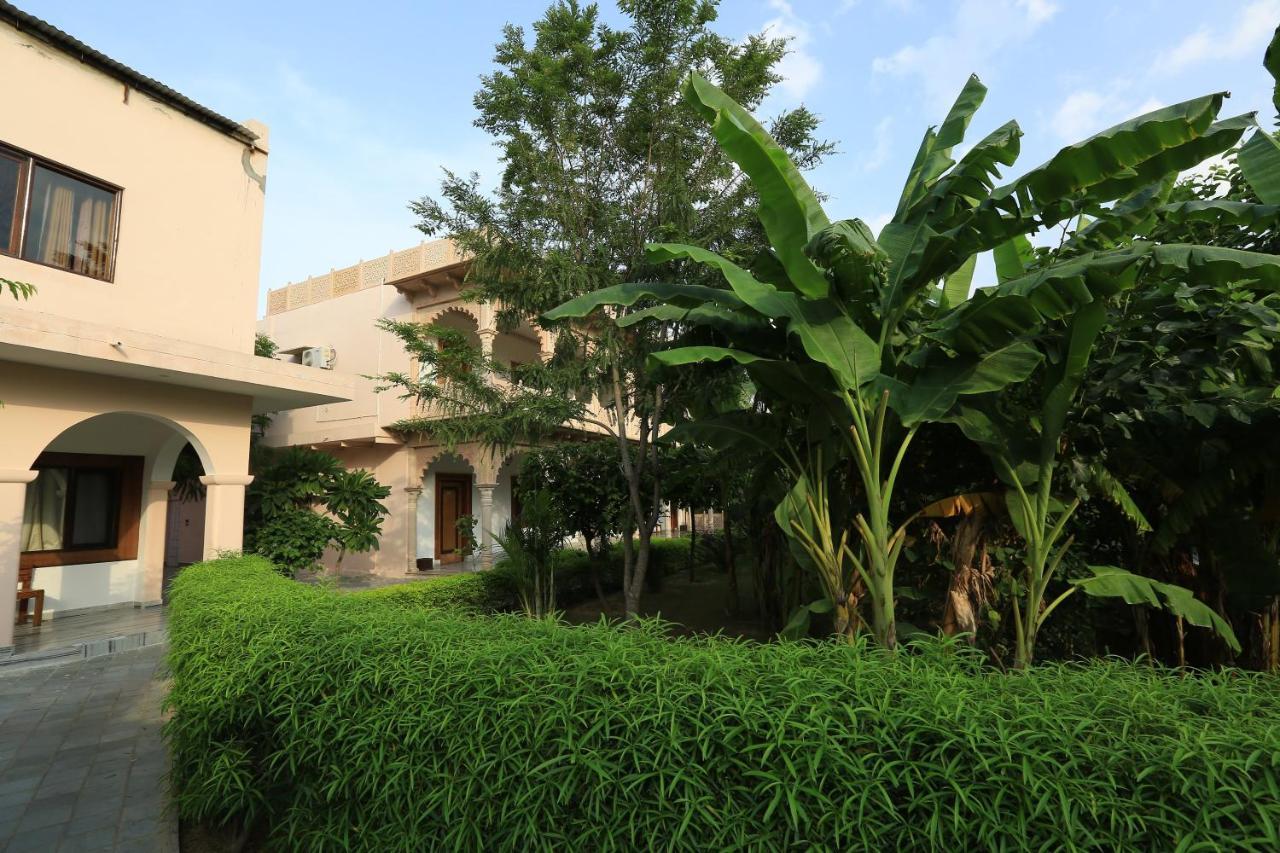 Hotel Sunbird Bharatpur Exteriér fotografie