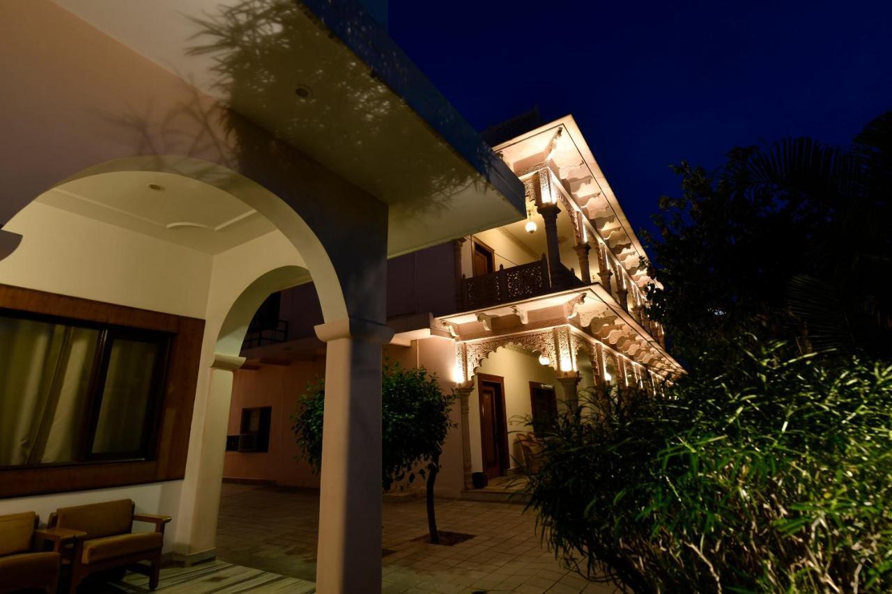 Hotel Sunbird Bharatpur Exteriér fotografie