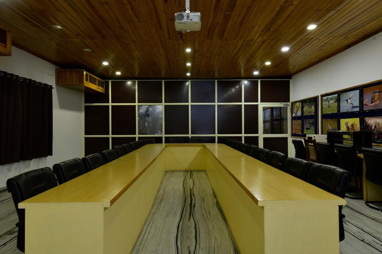 Hotel Sunbird Bharatpur Exteriér fotografie