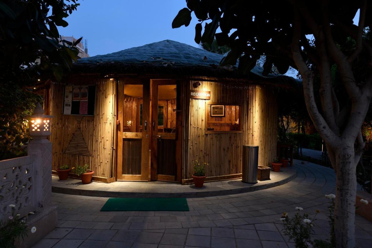 Hotel Sunbird Bharatpur Exteriér fotografie