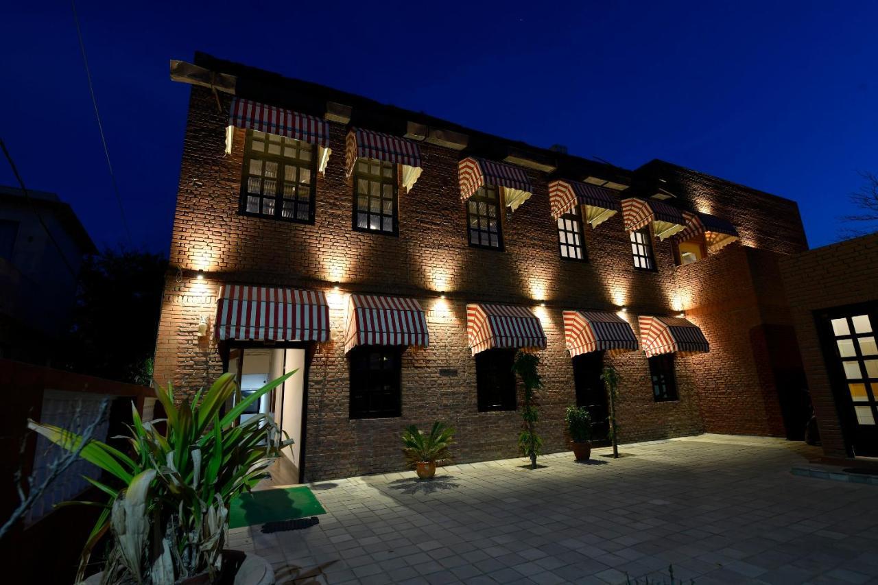 Hotel Sunbird Bharatpur Exteriér fotografie