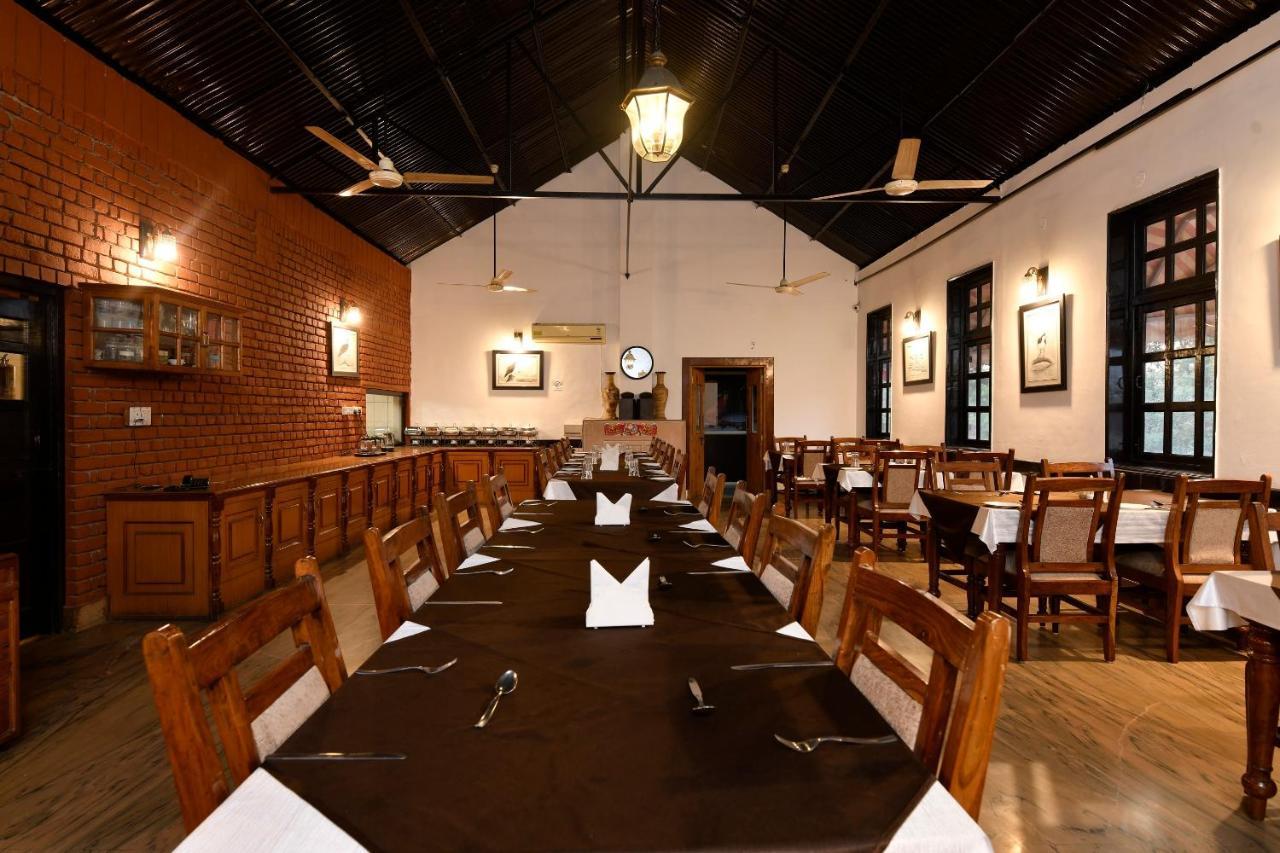 Hotel Sunbird Bharatpur Exteriér fotografie