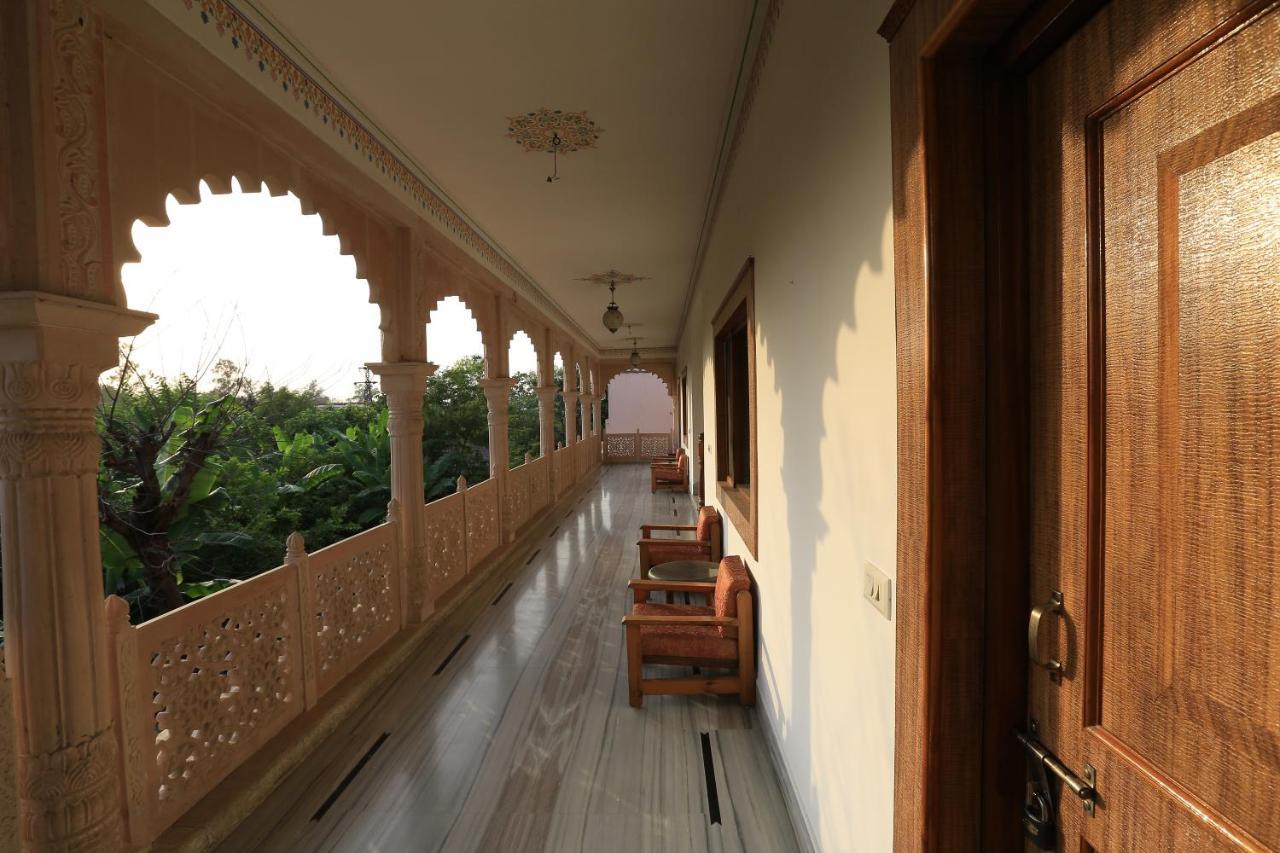 Hotel Sunbird Bharatpur Exteriér fotografie