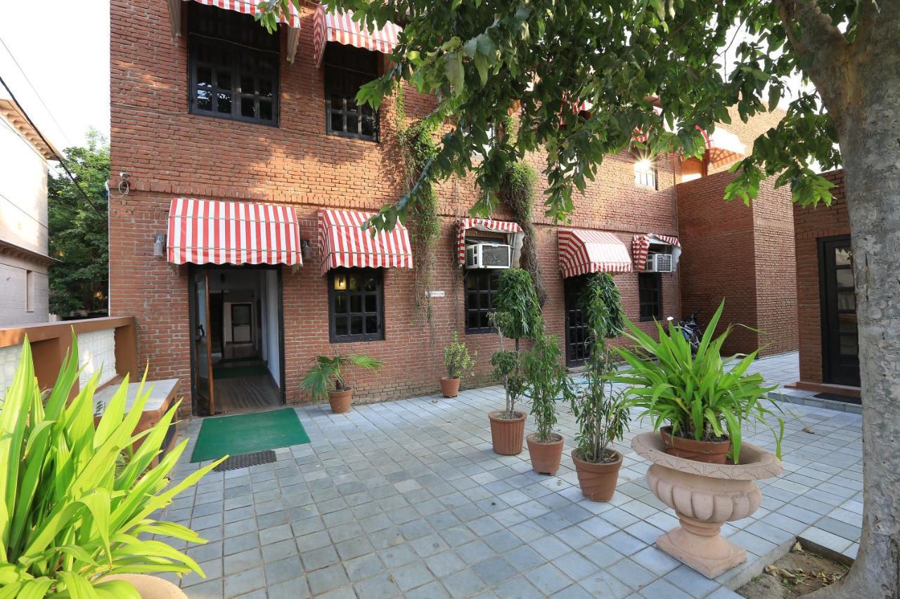 Hotel Sunbird Bharatpur Exteriér fotografie