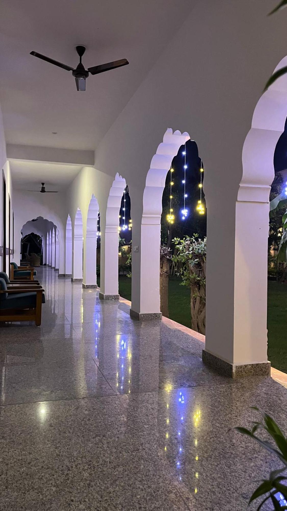 Hotel Sunbird Bharatpur Exteriér fotografie